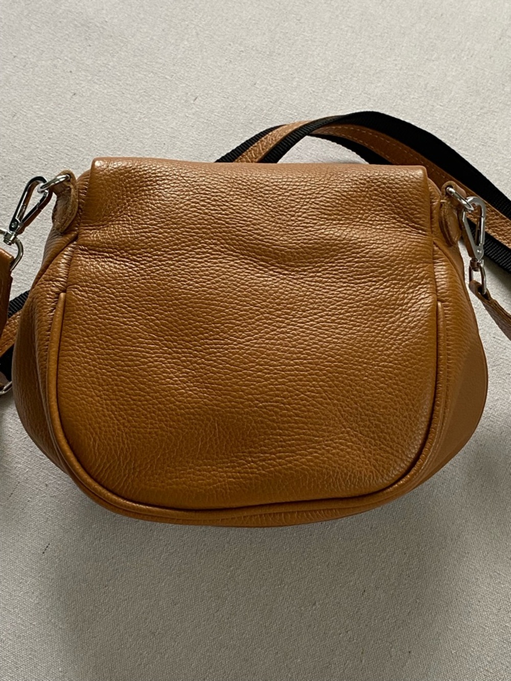 Syrena Leather Crossbody Adjustable Strap Bag - Picture 8 of 15